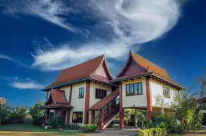 Nakara Villas & Glamping Udon Thani - Image 3