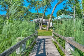 Hamptons WaterLiving-Dock, Kayak, Beach, EV charge - Image 5
