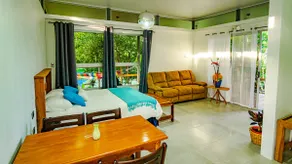 Family Bungalow with A/C (Cusuco) - Image 2