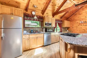 Scout Lane Cabin - Image 3