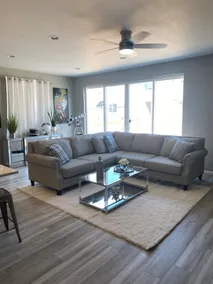 Cozy & Immaculate home near the airport. - Image 4