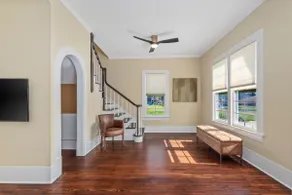 Palace Born Again 1920 Modern Style - 4bd/3bth - Image 4