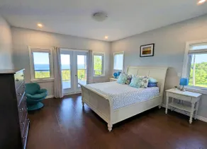 The View - Image 4