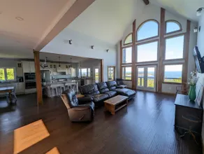 The View - Image 3