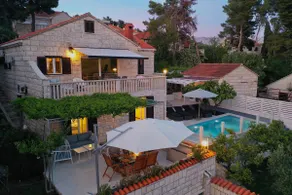 Villa Beach House Sumartin with Heated Pool - Image 2
