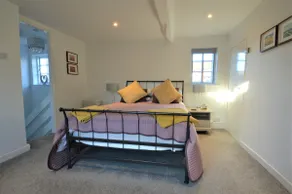 Cosy 2 bed period town cottage - North Walsham - Image 4