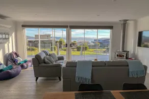 BINALONG BRAE Bay of Fires 2 Schlafzimmer mit en-Suiten - Image 2