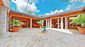 Luxury Retreat for Large Groups near Miami/Keys - Image 5