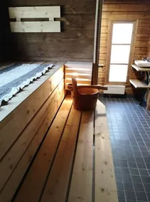 Pinetree Cottages Log cabin - Image 2
