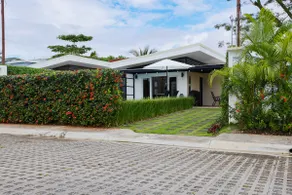 Modern beach house in the center of Jaco - Image 4