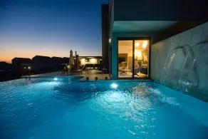 Deluxe Villa Sara with infinity pool for 8 - Image 3