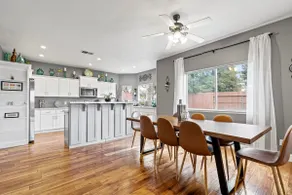 4BR 3BA EVCharger! King Bed! Long StaysWelcomed - Image 3