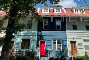 Cozy & Convenient Retreat in Lively Neighborhood - Image 2
