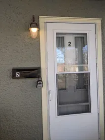 Relaxing, main floor apartment in 4plex, #2. - Image 4
