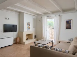 Select Semi Basement 2BD apt with terrace / garden - Image 5