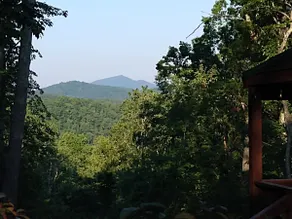 Cozy cabin for 2 w/ great mt views & walking trails! - Image 3