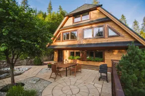 Greiner Boutique Mountain Chalet - Image 4