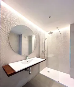 City center & terrace by ELE Apartments - Image 4