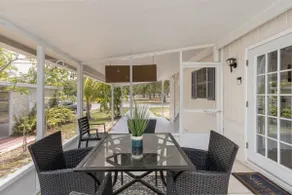 Barefoot Bay. King Bed. Across from Lake. - Image 4
