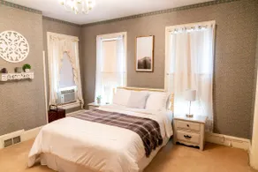 CHARMING VICTORIAN MANSION RETREAT - Near Bucknell - Image 4