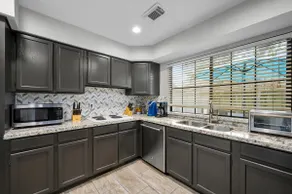3 King Beds | Sleeps 6 | 3BR/2Bath | Pool Table - Image 4