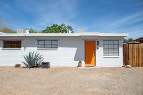 Remodeled Bungalow in the heart of Tucson 2 bed 1b - Image 2