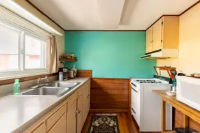 Conveniently located private suite in Central NY - Image 5