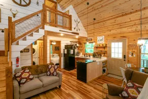 Incredible Views! Cute cabin close to Asheville! - Image 3