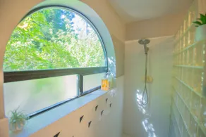 Mendocino Redwood Retreat with hot tub - Image 5