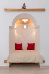 Kimolian cosy home by camara - Image 5