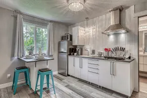 Modern Kitchen Suite at The Lighthouse - Image 2