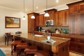 Beautiful Ground Floor Condo with AC -Unit C111 - Image 2