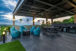 Design Modern 1 Bedroom villa with seaview pool - Image 5