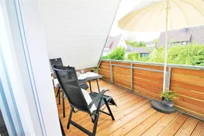 Jule: 64 m² near the uni + parking + balcony - Image 2