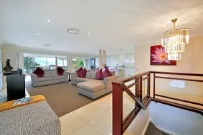 Nautilus Premium Oceanfront Level 1 Apartment - Image 4