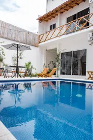 Casa Guaje: 5 minutes from the beach, palapa pool & daily cleaning - Image 4