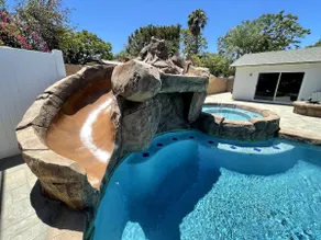 NOUVELLE LISTE!  Luxe 4 BD / 2 BA sur ¼ Acre Piscine Estate (Near Disneyland) - Image 2