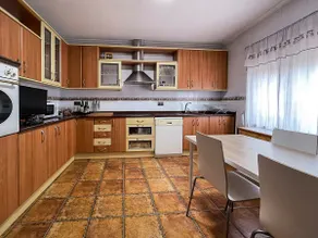 House ”El Arrabal”, with fireplace, pool and patio. - Image 4