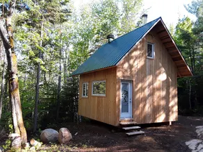 Trail, lake and nature at the Canadian cottage! - Image 3
