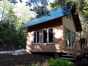 Trail, lake and nature at the Canadian cottage! - Image 2
