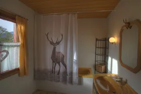 Unique Hunters hut in Tirol - Image 4
