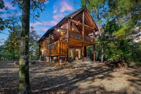 Skyline Lodge - Romantic Couples Retreat - Hot Tub - Image 2