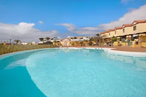 Apartment 45C Pool View, Free Wifi - Image 2