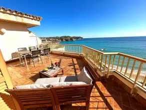 Wunderschöne Villa mit Terrasse | Strand in der Nähe - Image 2