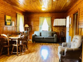 D4-Superior Two-Bedroom Cottage - Image 2