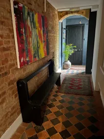 Private 1 bedroom with fireplace - Image 4