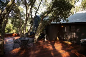 The Bungalow with Cedar Hot Tub - Image 3