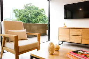 Modern apartment with all amenities and location - Image 2