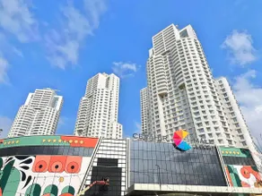 Azure Luxury Sky Apartment - Image 2