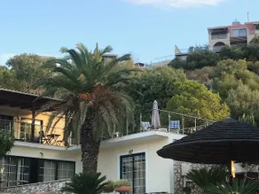 Villa Hioni Oasis by the Sea on 5 Star Resort - Image 4